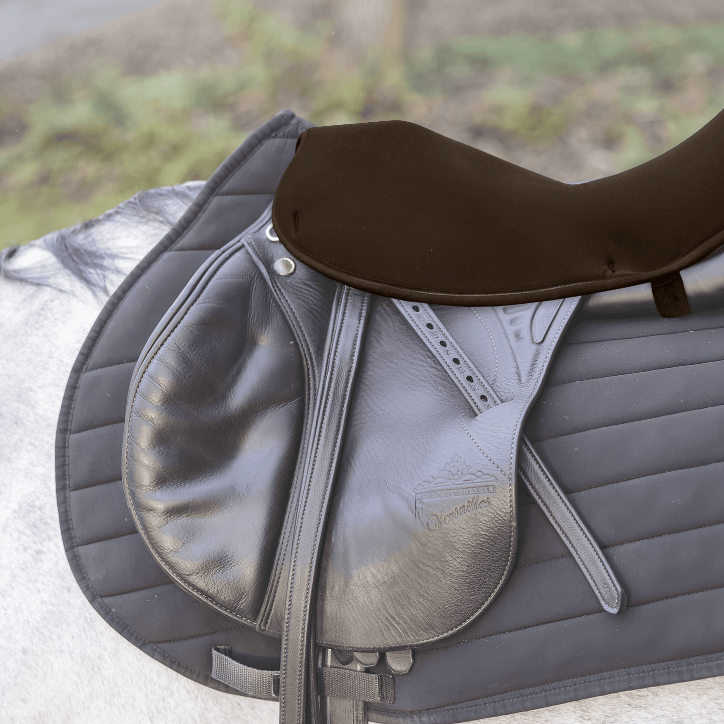 EQUEST Sattelbezug Neopren